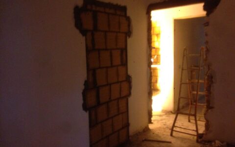 Tavolati e Chiusura Porte-Ristrutturazioni - Gemini Srl Costruzioni